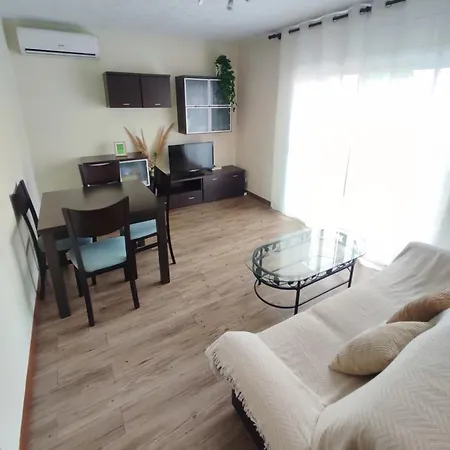 Familiar En Apartamento Cunit
